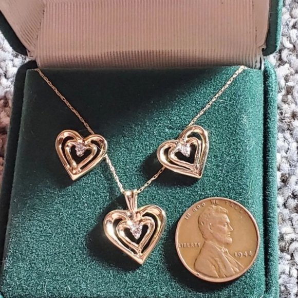 Solid 10k yellow gold heart necklace & earrings se - Picture 5 of 5